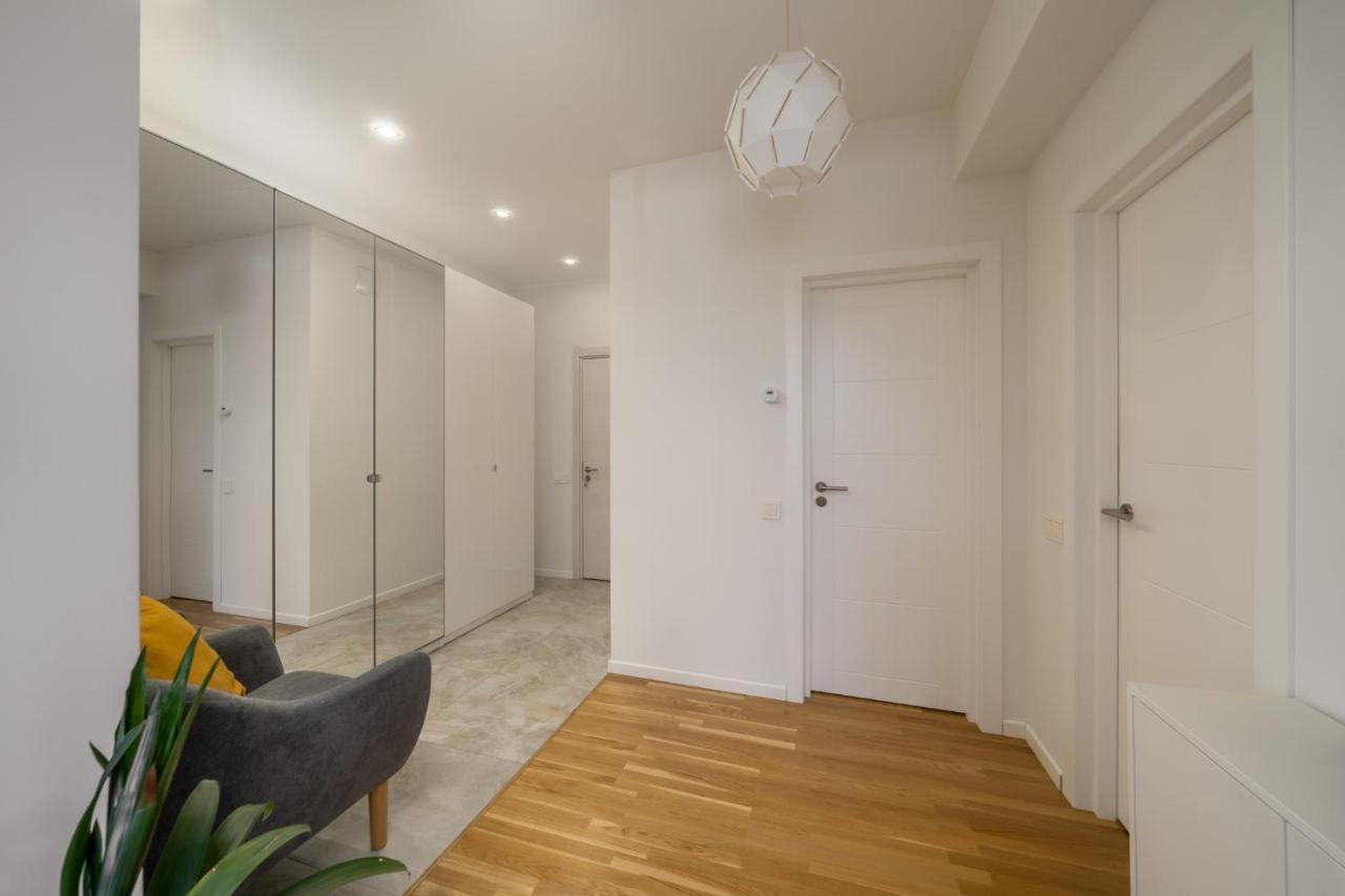1-Bedroom Penthouse With Underground Parking Ρίγα Εξωτερικό φωτογραφία