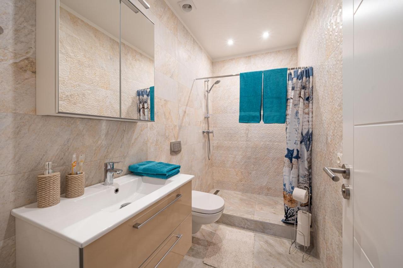 1-Bedroom Penthouse With Underground Parking Ρίγα Εξωτερικό φωτογραφία